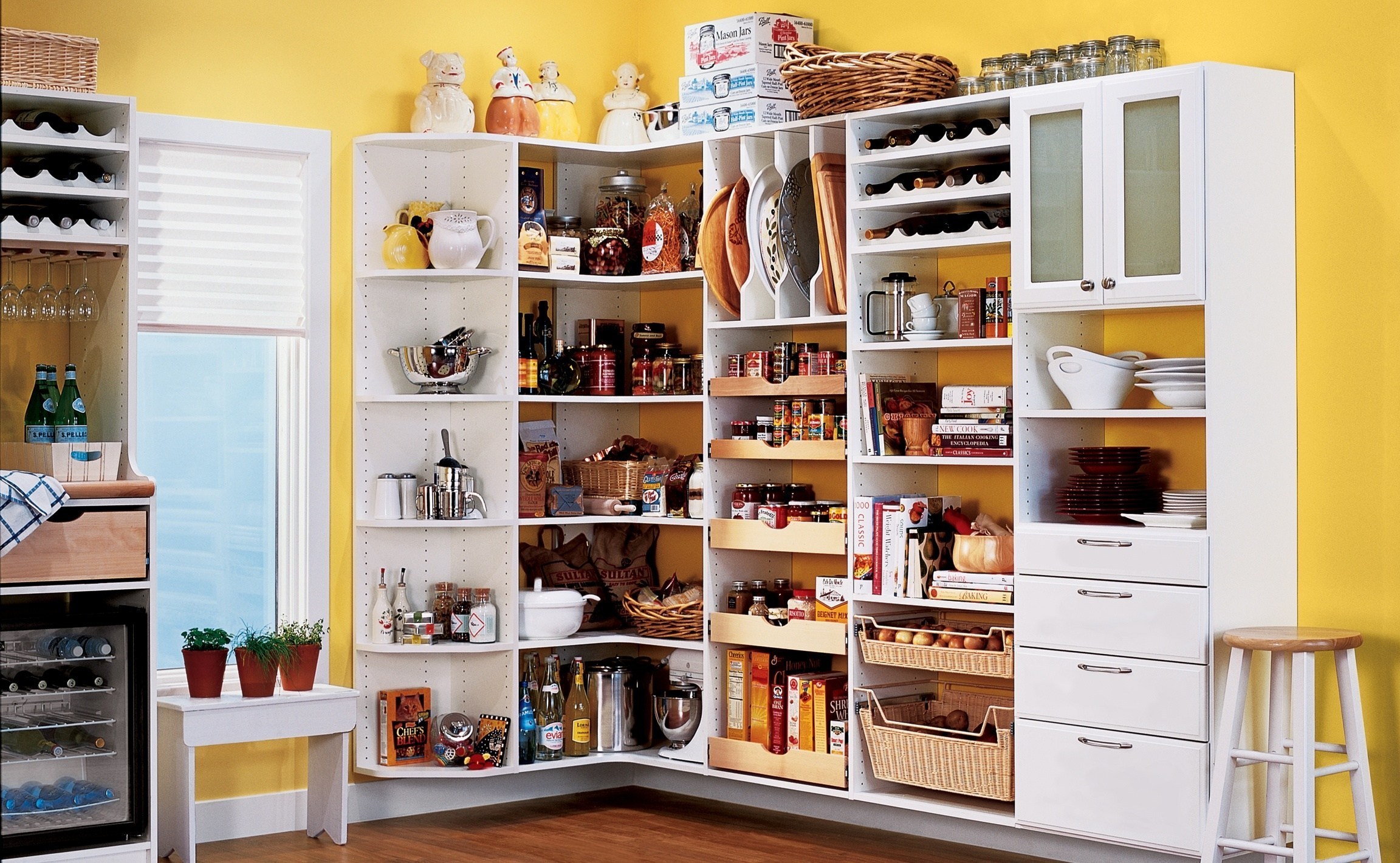 Хранение на кухне – 17 супер-эффективных решений и лайфхаков – блог про кухни: все о кухне – kuhnyamy.ru
