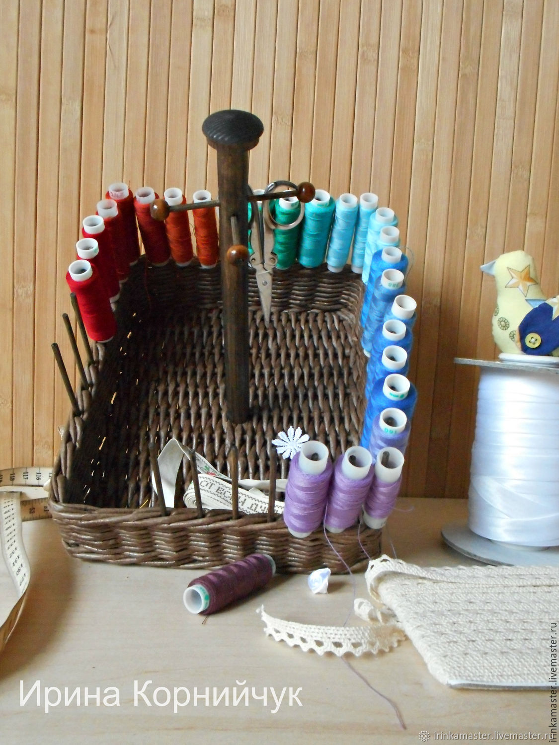 9 оригинальных идей, как хранить нитки для шитья