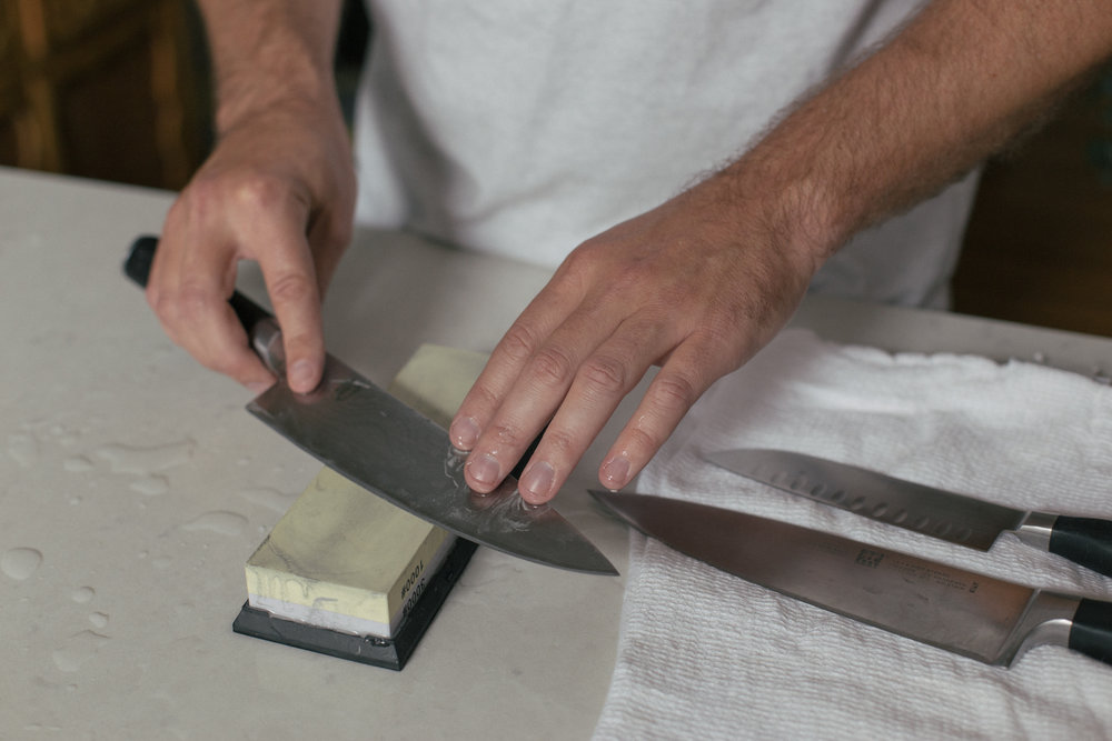 Заточка керамических ножей в домашних условиях с помощью точилки, мусата, станка и алмазной пасты