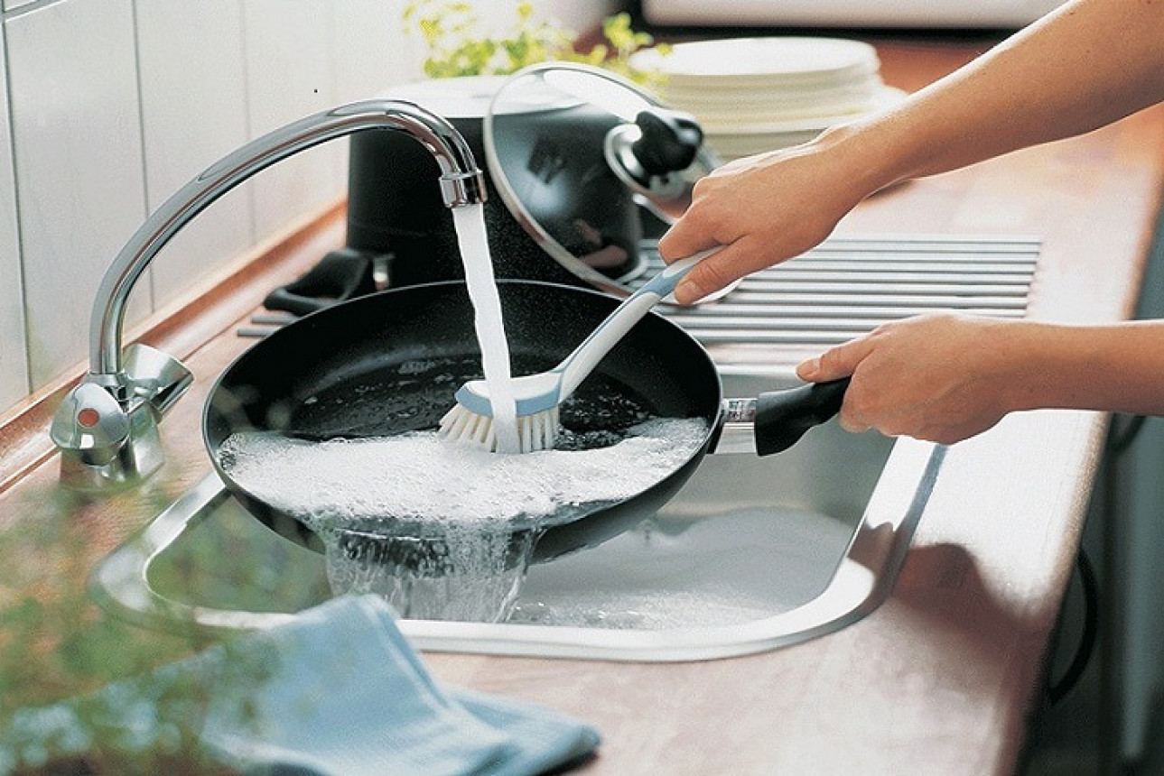 10 эффективных рецептов самодельных средств для мытья и чистки посуды — домашние советы
