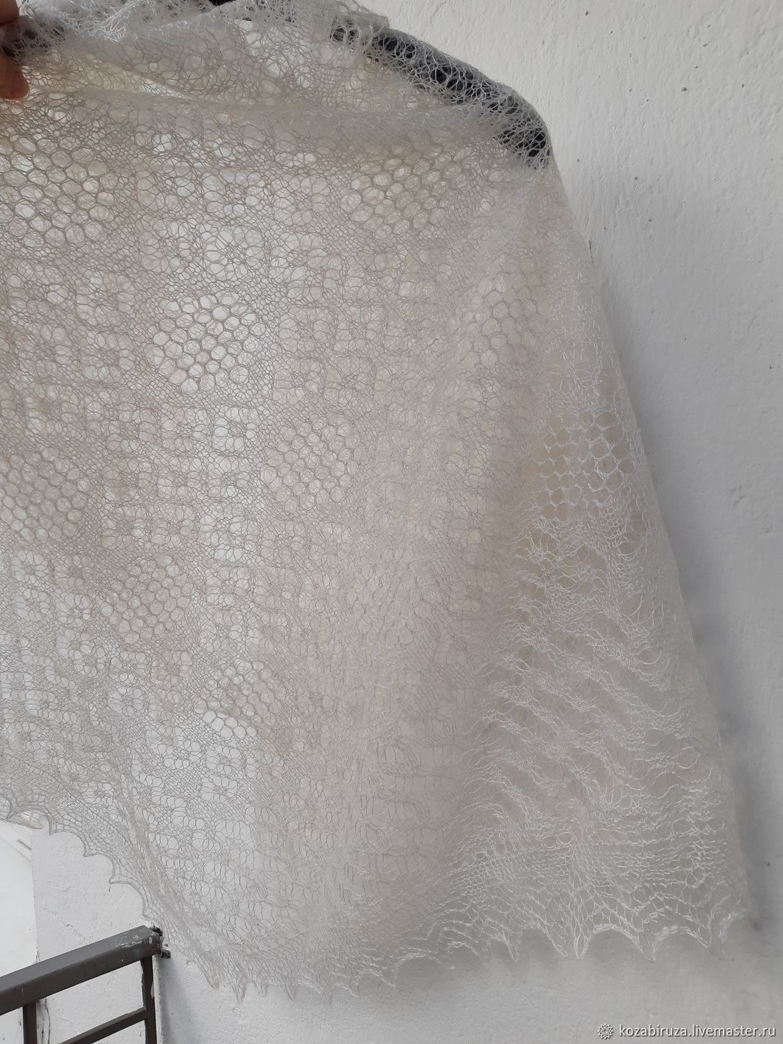 Как постирать пуховый платок в домашних условиях и правильно высушить?