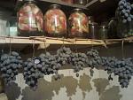 Где и как хранить виноград в домашних условиях