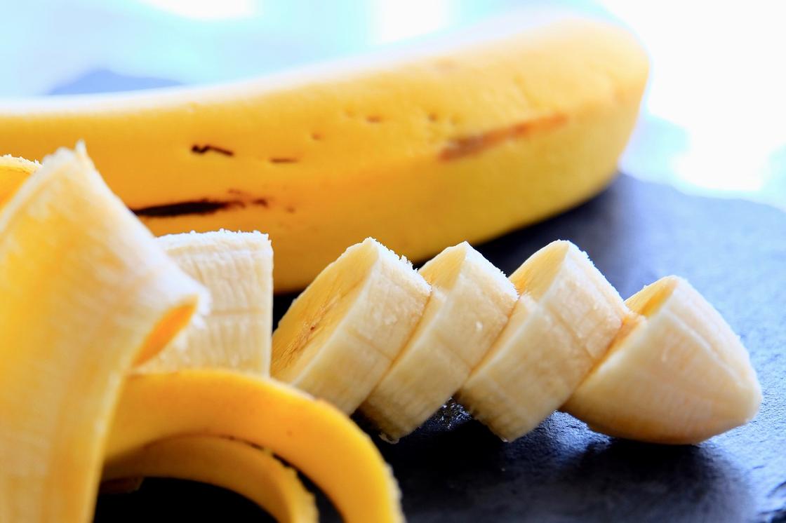Свежие бананы: как хранить продукты правильно