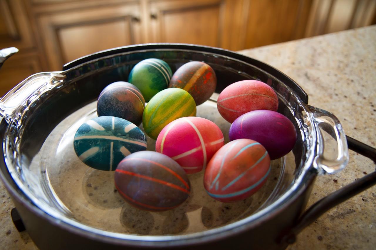 Покрасить яйца на пасху - новые идеи: пошаговая инструкция с фото, видео