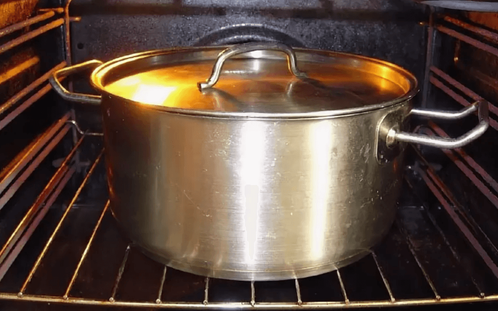 Виды керамической посуды для духовки и обзор жаропрочных форм разного назначения