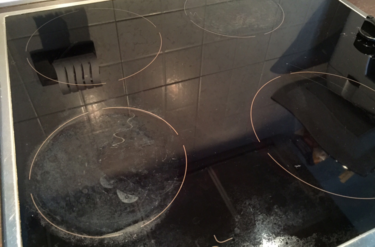 Чем и как мыть индукционную варочную панель и плиту